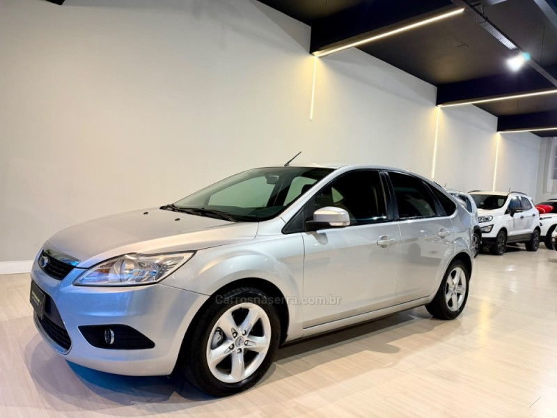 FOCUS 1.6 GLX 16V FLEX 4P MANUAL