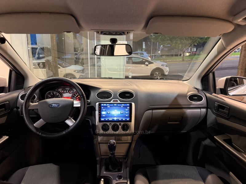 FOCUS 1.6 GLX 16V FLEX 4P MANUAL - 2011 - BENTO GONçALVES