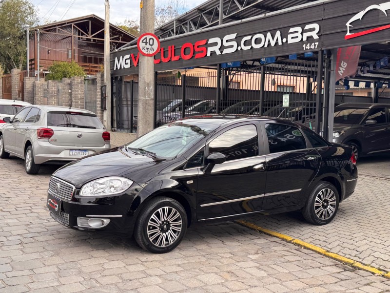 linea 1.8 essence 16v flex 4p manual 2014 caxias do sul
