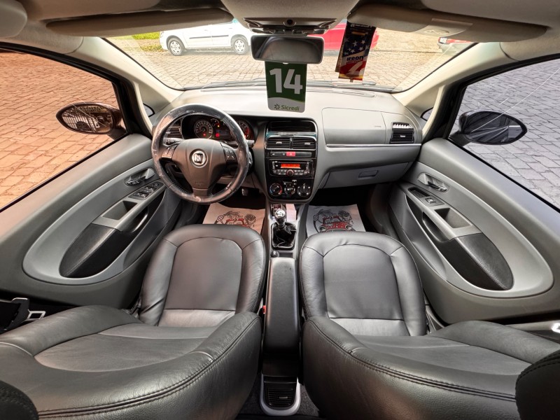 LINEA 1.8 ESSENCE 16V FLEX 4P MANUAL - 2014 - CAXIAS DO SUL