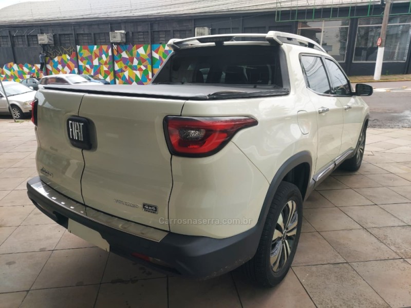 TORO 2.0 16V TURBO DIESEL VOLCANO AT9 4X4 AUTOMÁTICO - 2022 - BENTO GONçALVES
