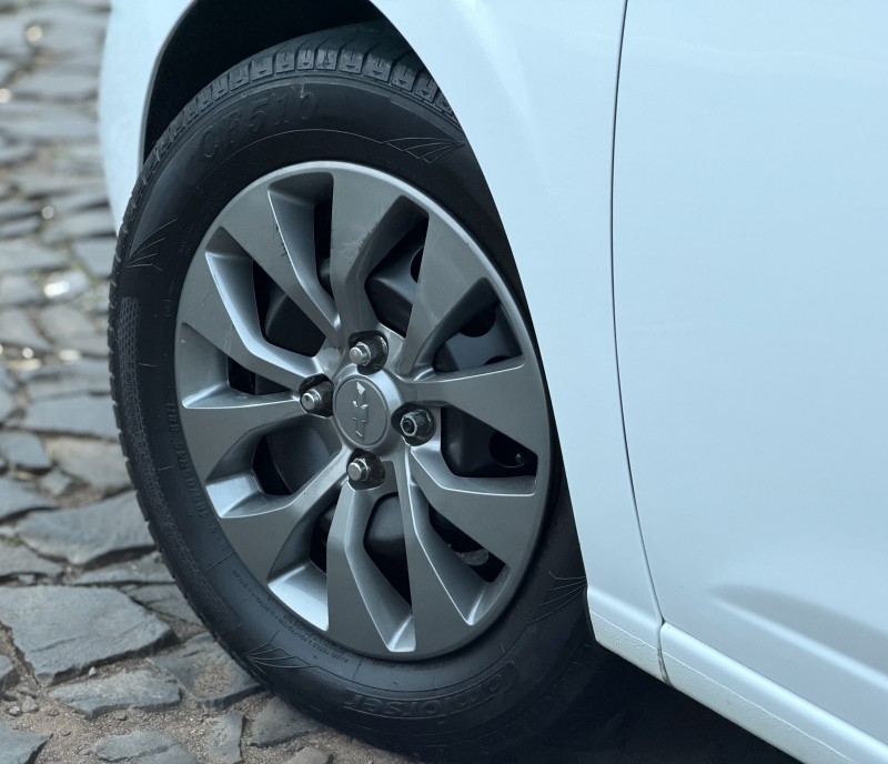 ONIX 1.0 JOY PLUS BLACK 8V FLEX 4P MANUAL - 2021 - DOIS IRMãOS