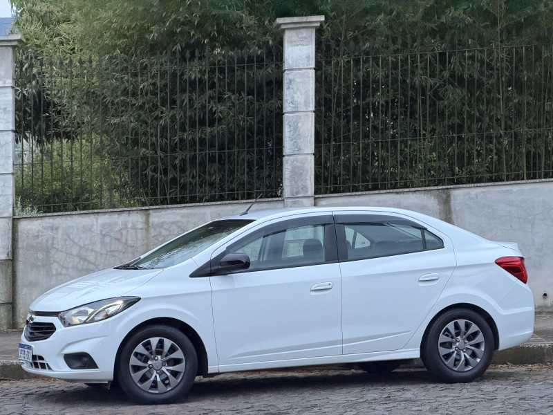 ONIX 1.0 JOY PLUS BLACK 8V FLEX 4P MANUAL - 2021 - DOIS IRMãOS