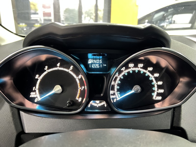 FIESTA 1.6 TITANIUM HATCH 16V FLEX 4P AUTOMÁTICO - 2015 - CAXIAS DO SUL
