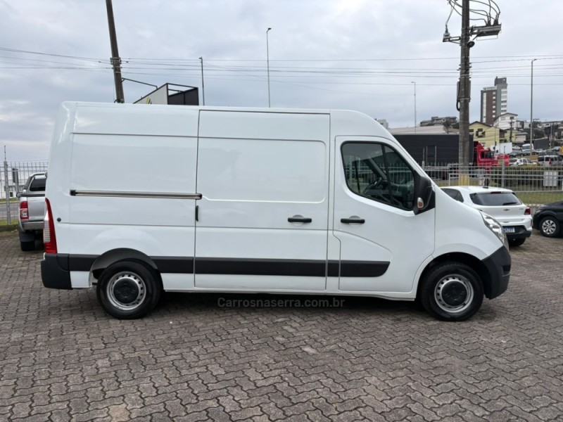 MASTER 2.3 GRAND FURGÃO L2H2 16V TURBO INTERCOOLER DIESEL 4P MANUAL - 2022 - FARROUPILHA