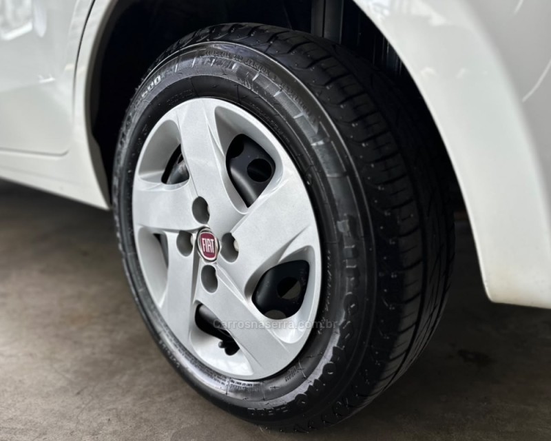 MOBI 1.0 8V EVO FLEX LIKE. MANUAL - 2018 - VACARIA