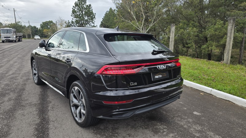 Q8 3.0 TFSI PERFORMANCE QUATTRO V6 24V GASOLINA 4P S-TRONIC - 2020 - BENTO GONçALVES