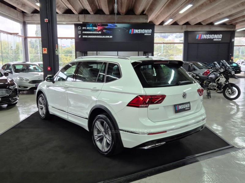 TIGUAN 2.0 ALLSPACE R-LINE 350 TSI 4X4 GASOLINA 4P - 2018 - CAXIAS DO SUL