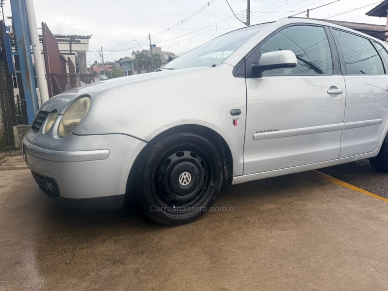 POLO 1.6 MI 8V FLEX 4P MANUAL - 2006 - CAXIAS DO SUL