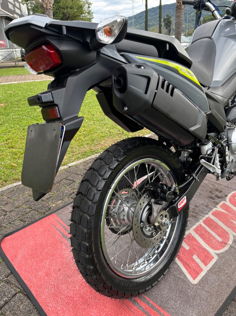 NXR 160 BROS ESDD - 2025 - FELIZ