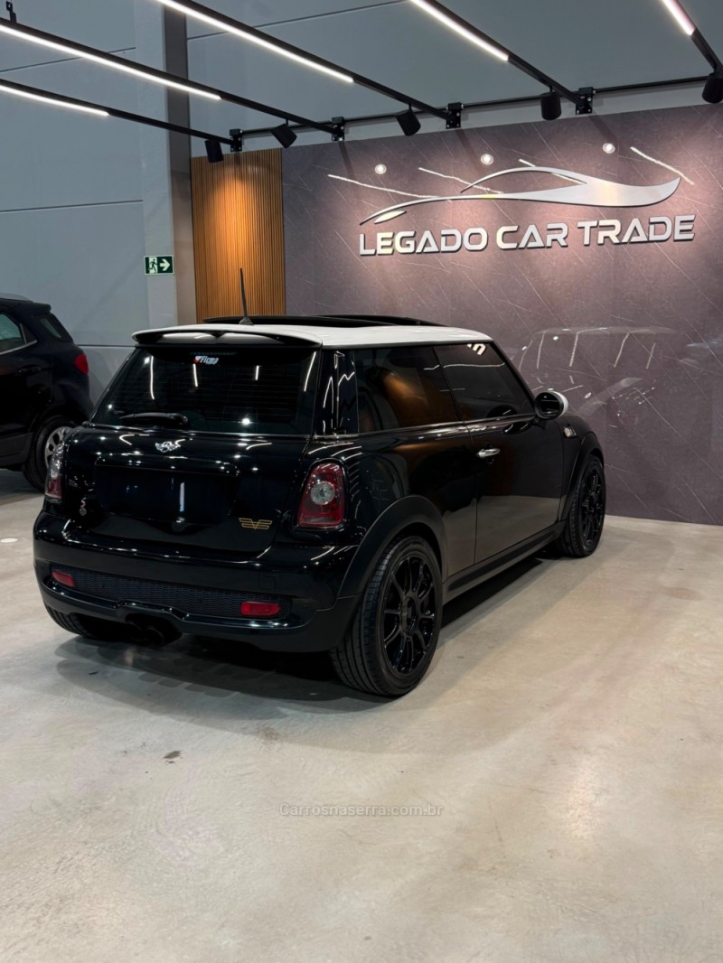 COOPER 1.6 16V GASOLINA 2P AUTOMÁTICO - 2010 - CAXIAS DO SUL