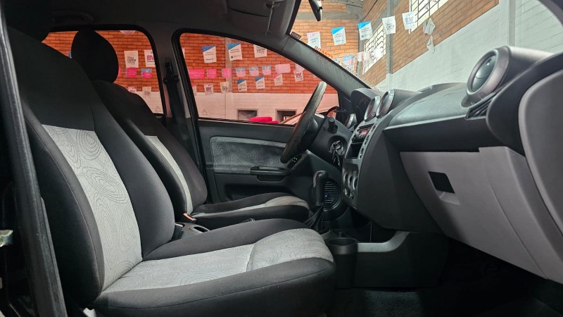 FIESTA 1.6 MPI SEDAN 8V FLEX 4P MANUAL - 2010 - CAXIAS DO SUL