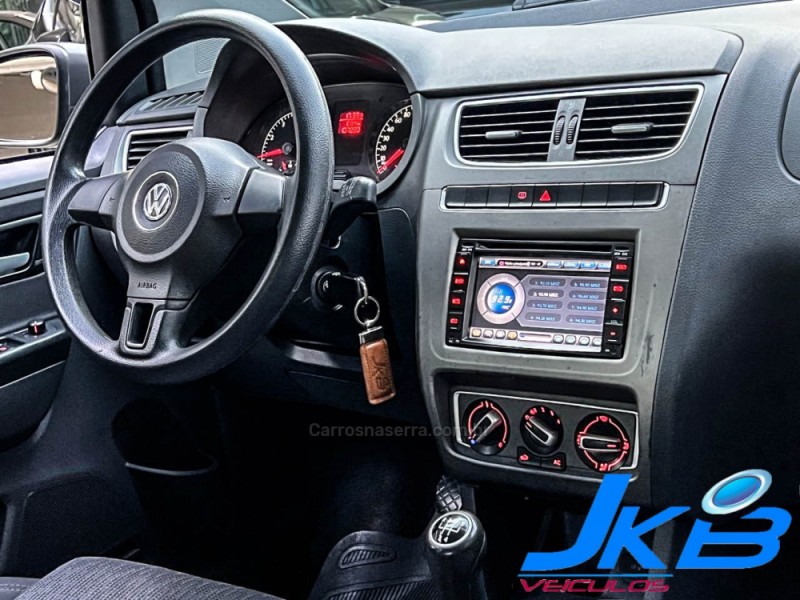 FOX 1.6 MSI TRENDLINE 8V FLEX 4P MANUAL - 2014 - NOVO HAMBURGO
