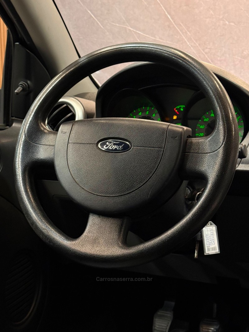 FIESTA 1.0 MPI 8V GASOLINA 4P MANUAL - 2008 - CAXIAS DO SUL