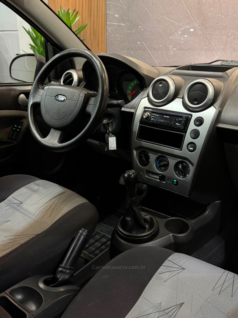 FIESTA 1.0 MPI 8V GASOLINA 4P MANUAL - 2008 - CAXIAS DO SUL