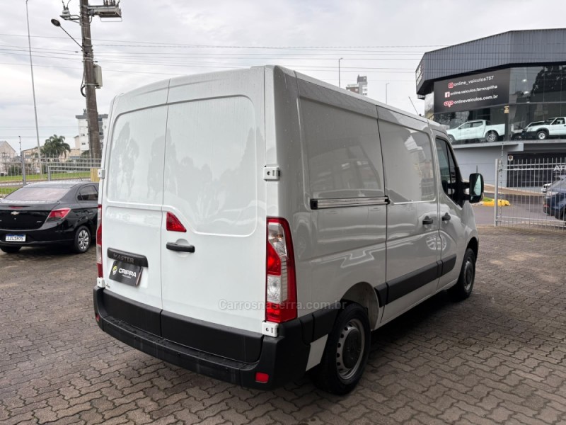 MASTER 2.3 FURGÃO L1H1 16V TURBO INTERCOOLER DIESEL 4P MANUAL - 2022 - FARROUPILHA