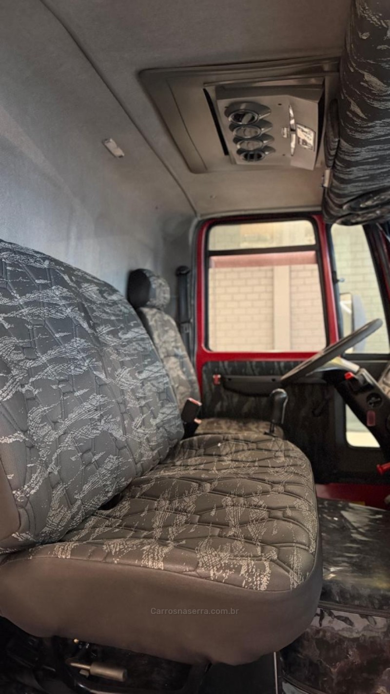 CARGO 712 E TURBO - 2011 - NOVO HAMBURGO