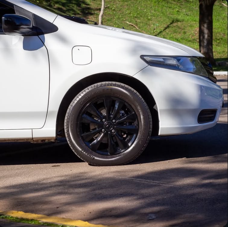 CITY 1.5 LX 16V FLEX 4P MANUAL - 2013 - SãO SEBASTIãO DO CAí