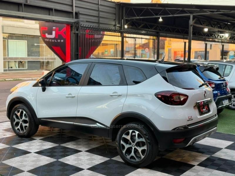 CAPTUR 1.6 16V FLEX INTENSE AUTOMÁTICO - 2020 - CANOAS