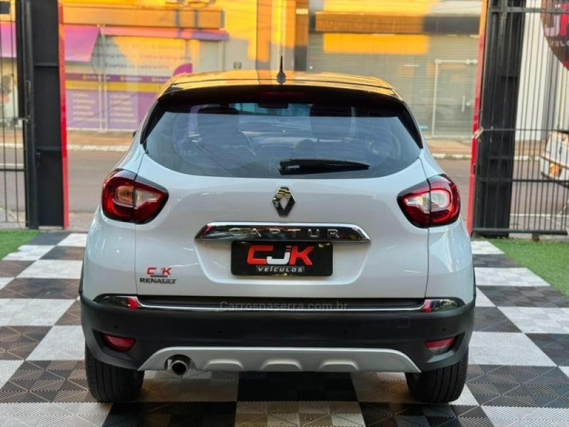 CAPTUR 1.6 16V FLEX INTENSE AUTOMÁTICO - 2020 - CANOAS
