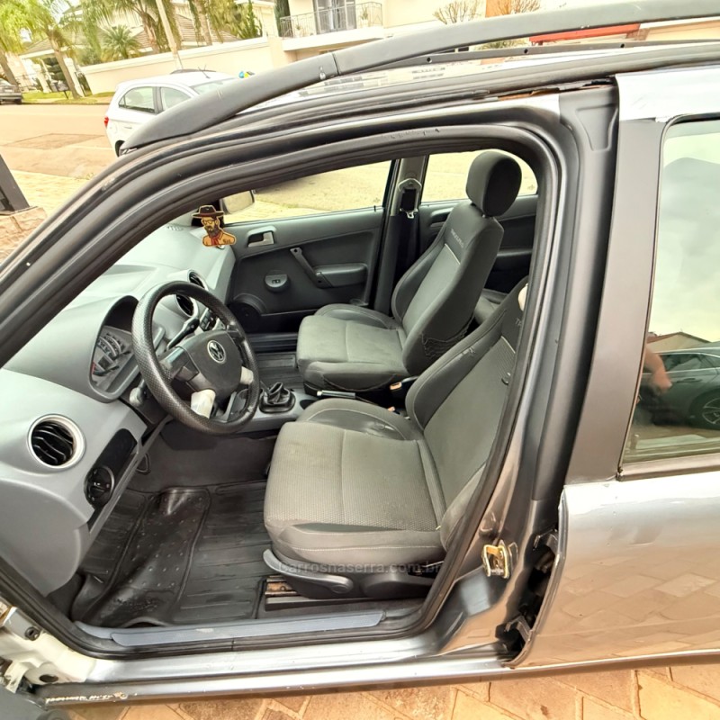 PARATI 1.6 MI PLUS 8V FLEX 4P MANUAL G.IV - 2008 - GUAPORé