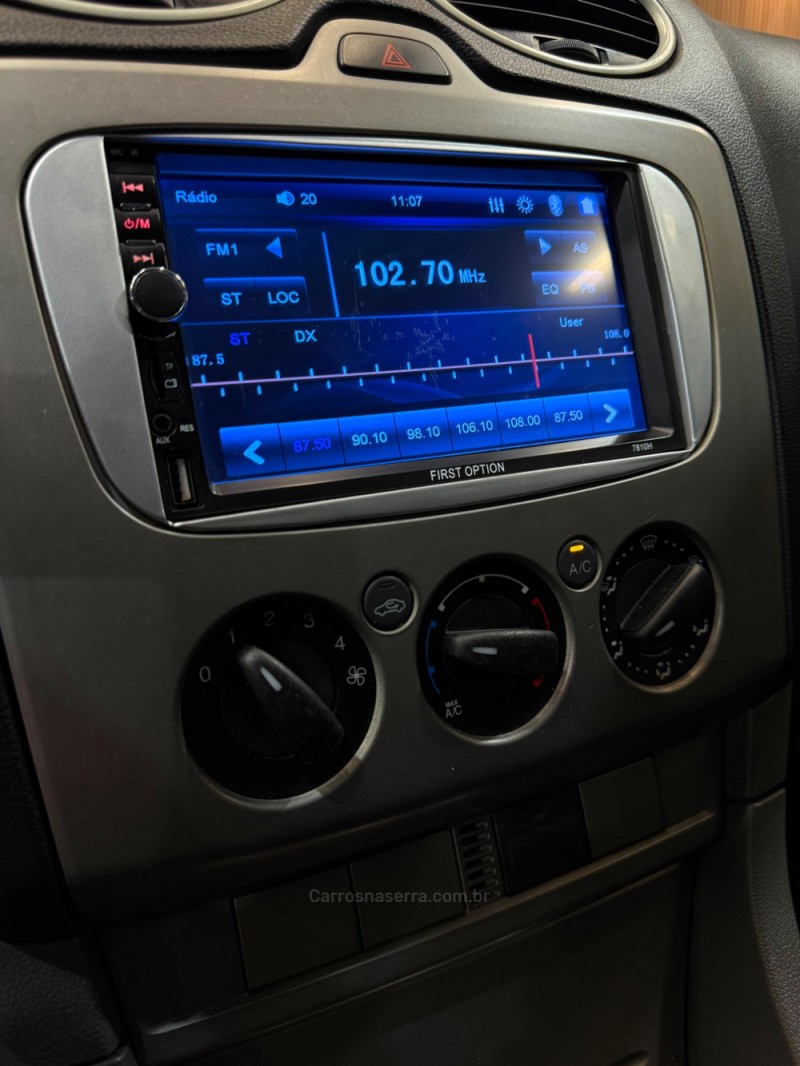 FOCUS 1.6 8V FLEX 4P MANUAL - 2011 - CAXIAS DO SUL