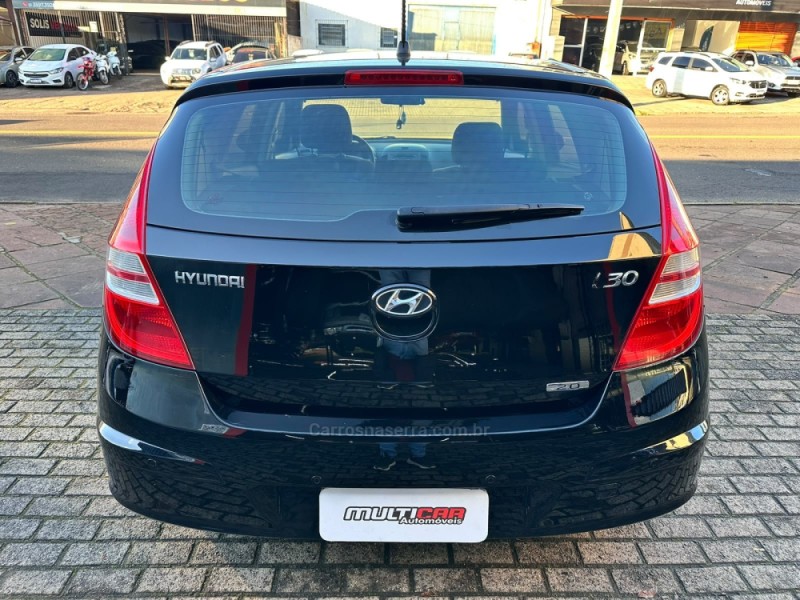 I30 2.0 MPI 16V GASOLINA 4P MANUAL - 2012 - CAMPO BOM