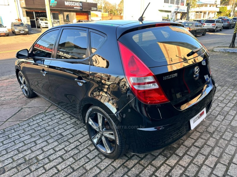 I30 2.0 MPI 16V GASOLINA 4P MANUAL - 2012 - CAMPO BOM