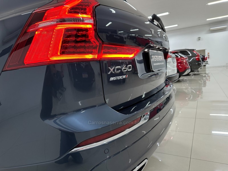 XC60 2.0 T8 MOMENTUM HYBRID GASOLINA 4P AUTOMÁTICO - 2021 - CHARQUEADAS