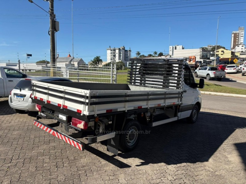 SPRINTER 2.2 CHASSI 416 LONGO TURBO DIESEL 3P MANUAL - 2022 - FARROUPILHA