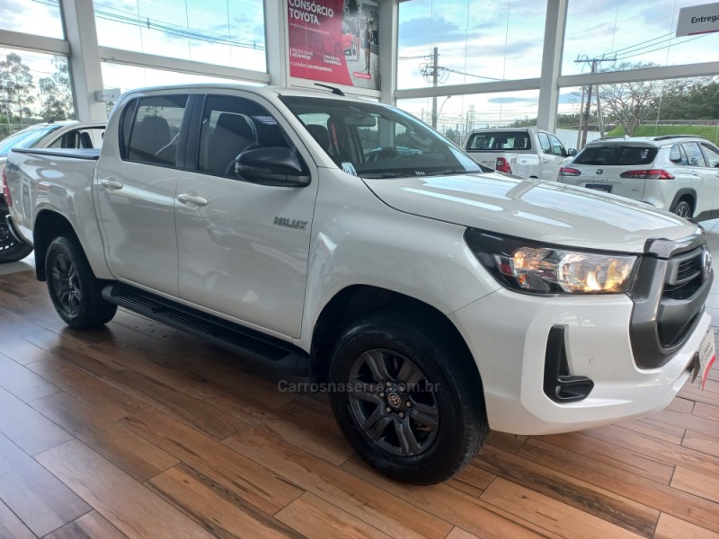 HILUX 2.8 SR 4X4 CD 16V DIESEL 4P AUTOMÁTICO - 2024 - TAQUARA