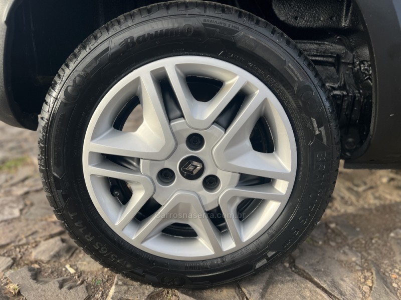 KWID 1.0 12V SCE FLEX INTENSE MANUAL - 2019 - DOIS IRMãOS