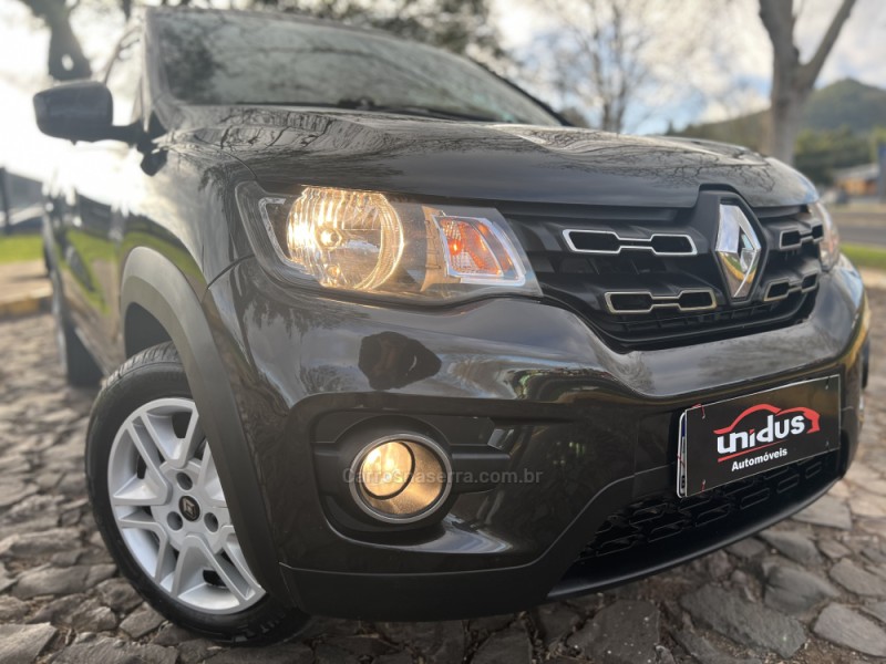 KWID 1.0 12V SCE FLEX INTENSE MANUAL - 2019 - DOIS IRMãOS