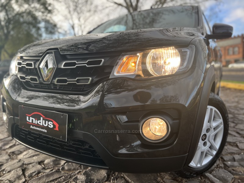 KWID 1.0 12V SCE FLEX INTENSE MANUAL - 2019 - DOIS IRMãOS