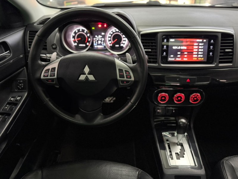 LANCER 2.0 HLE 16V GASOLINA 4P AUTOMÁTICO - 2017 - FELIZ
