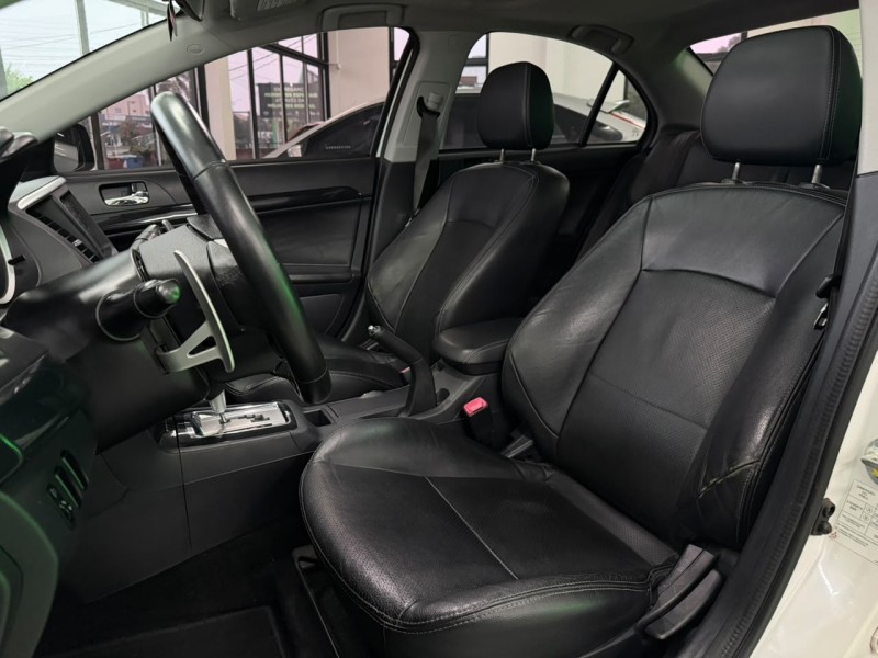 LANCER 2.0 HLE 16V GASOLINA 4P AUTOMÁTICO - 2017 - FELIZ