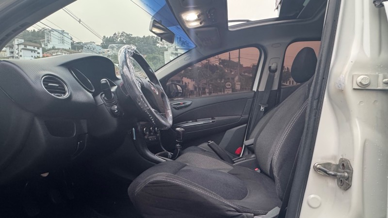BRAVO 1.8 SPORTING 16V FLEX 4P MANUAL - 2013 - CAXIAS DO SUL