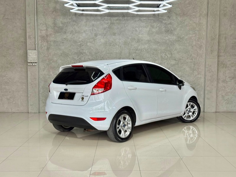 FIESTA 1.6 MPI HATCH 8V FLEX 4P MANUAL - 2014 - CAXIAS DO SUL