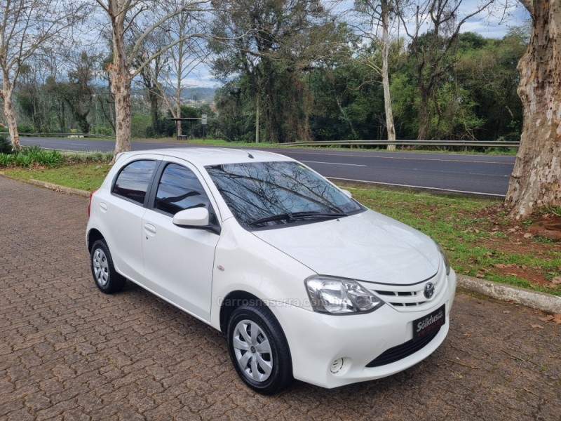 ETIOS 1.3 X 16V FLEX 4P MANUAL - 2016 - DOIS IRMãOS