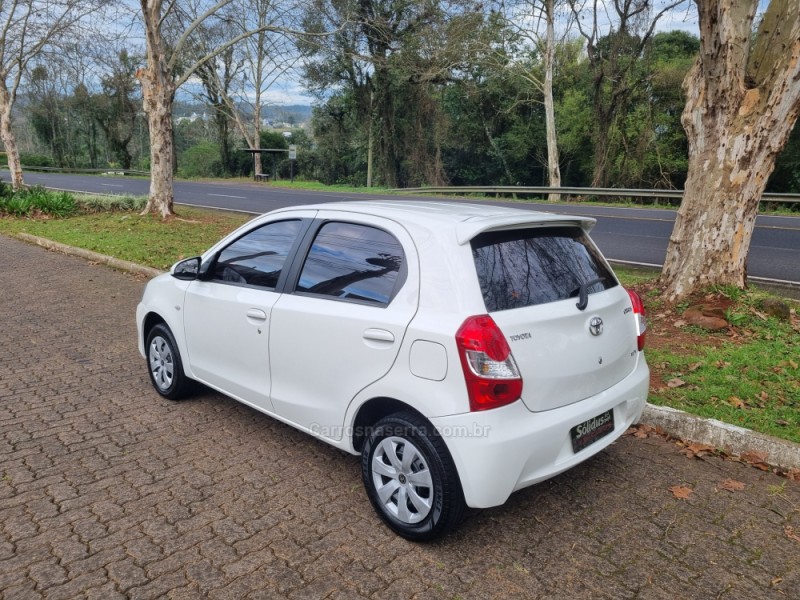 ETIOS 1.3 X 16V FLEX 4P MANUAL - 2016 - DOIS IRMãOS