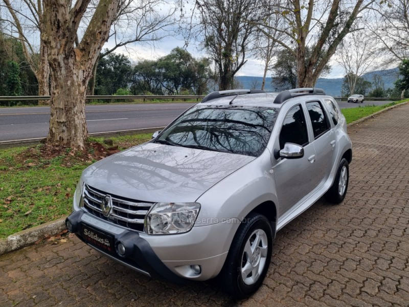 duster 1.6 dynamique 4x2 16v flex 4p manual 2013 dois irmaos