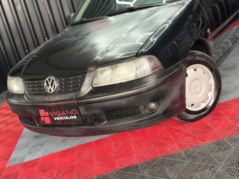 PARATI 1.0 MI TOUR 16V GASOLINA 4P MANUAL G.III - 2002 - CAXIAS DO SUL