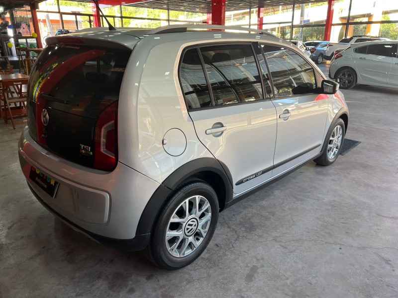 UP 1.0 TSI CROSS 12V FLEX 4P MANUAL - 2017 - SãO LEOPOLDO