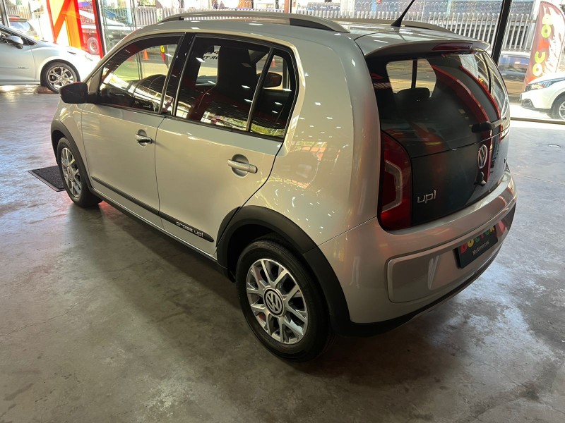 UP 1.0 TSI CROSS 12V FLEX 4P MANUAL - 2017 - SãO LEOPOLDO