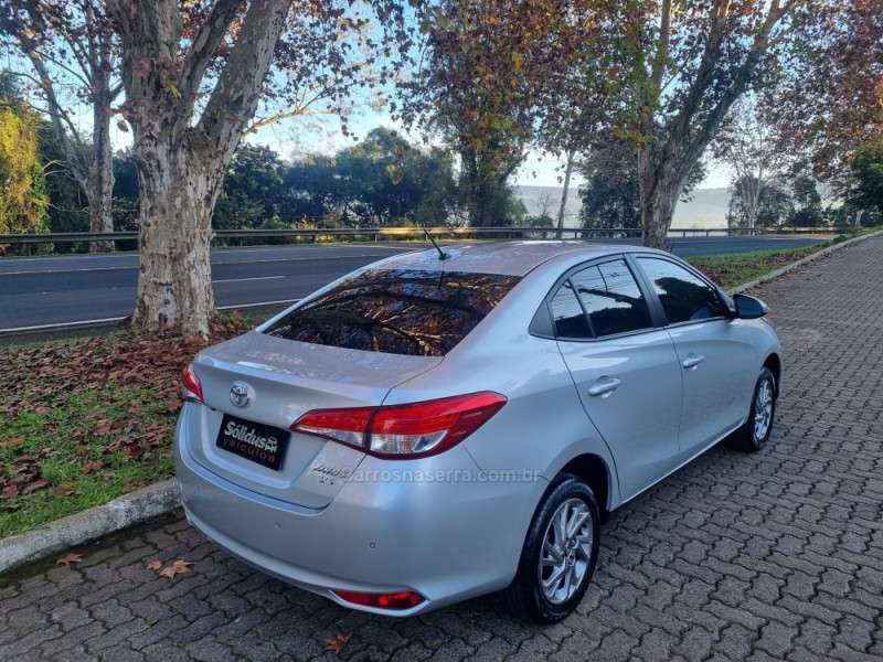 YARIS 1.5 XS SEDAN 16V FLEX 4P AUTOMÁTICO - 2024 - DOIS IRMãOS