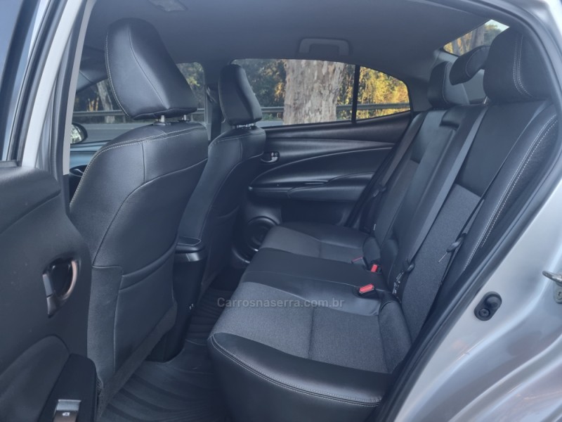 YARIS 1.5 XS SEDAN 16V FLEX 4P AUTOMÁTICO - 2024 - DOIS IRMãOS