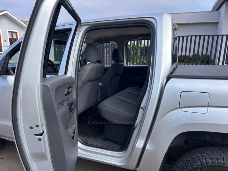 AMAROK 2.0 SE 4X4 CD 16V TURBO INTERCOOLER DIESEL 4P MANUAL - 2013 - VENâNCIO AIRES