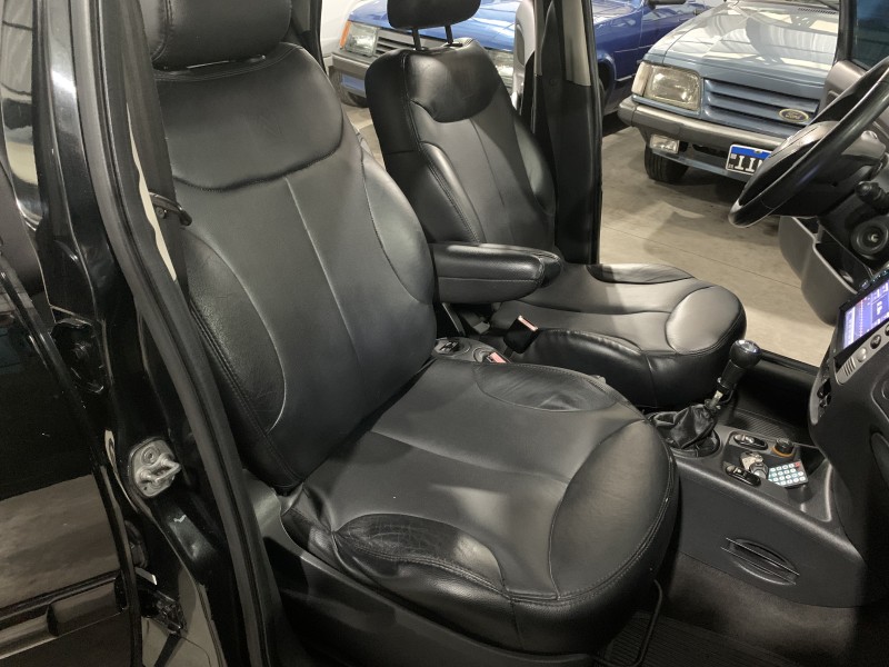 C3 1.4 I EXCLUSIVE 8V FLEX 4P MANUAL - 2010 - CAXIAS DO SUL