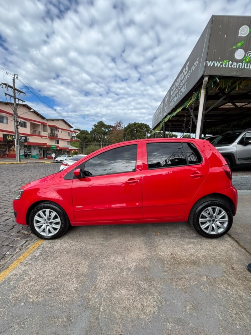 FOX 1.0 ITREND 8V FLEX 4P MANUAL - 2011 - SãO FRANCISCO DE PAULA