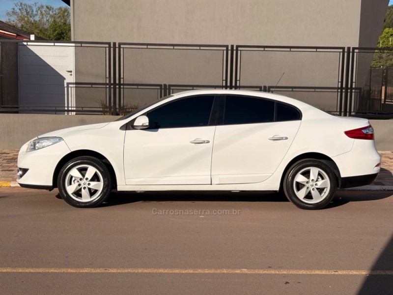 FLUENCE 2.0 DYNAMIQUE 16V FLEX 4P MANUAL - 2014 - ESTâNCIA VELHA
